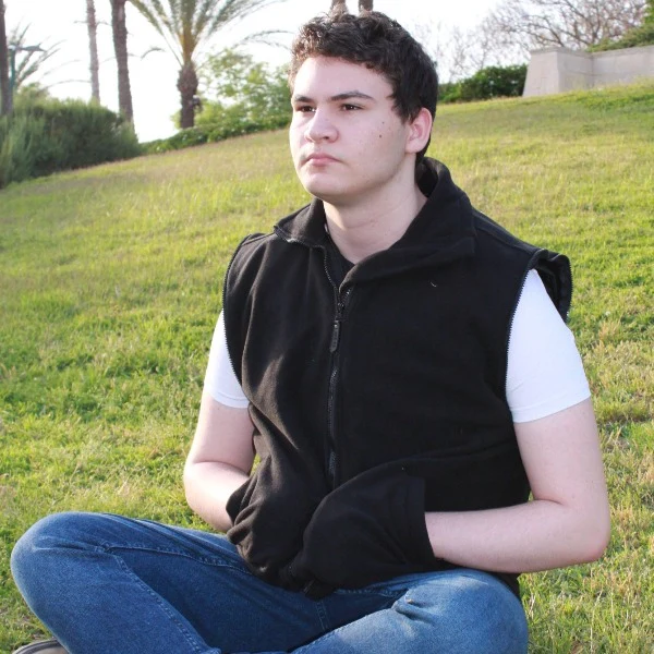 Thumb 4
