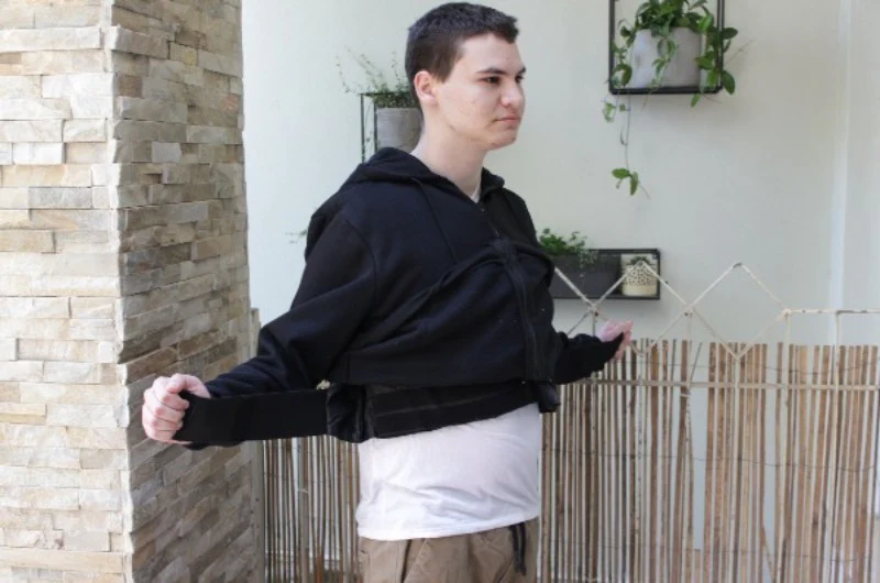 Thumb 4